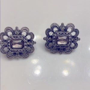 Vintage silver earrings with gold stone